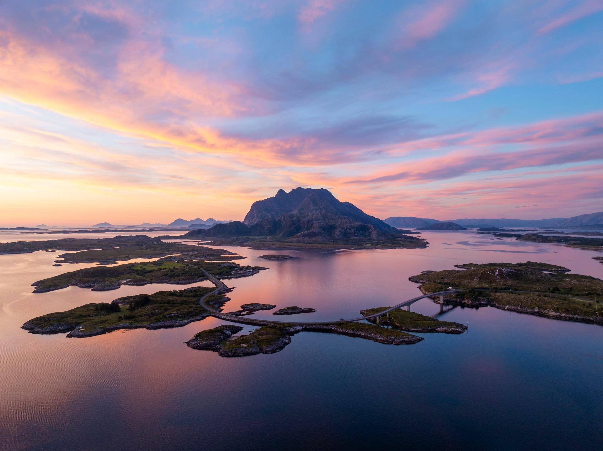 PRIVATE COASTAL EXPEDITION