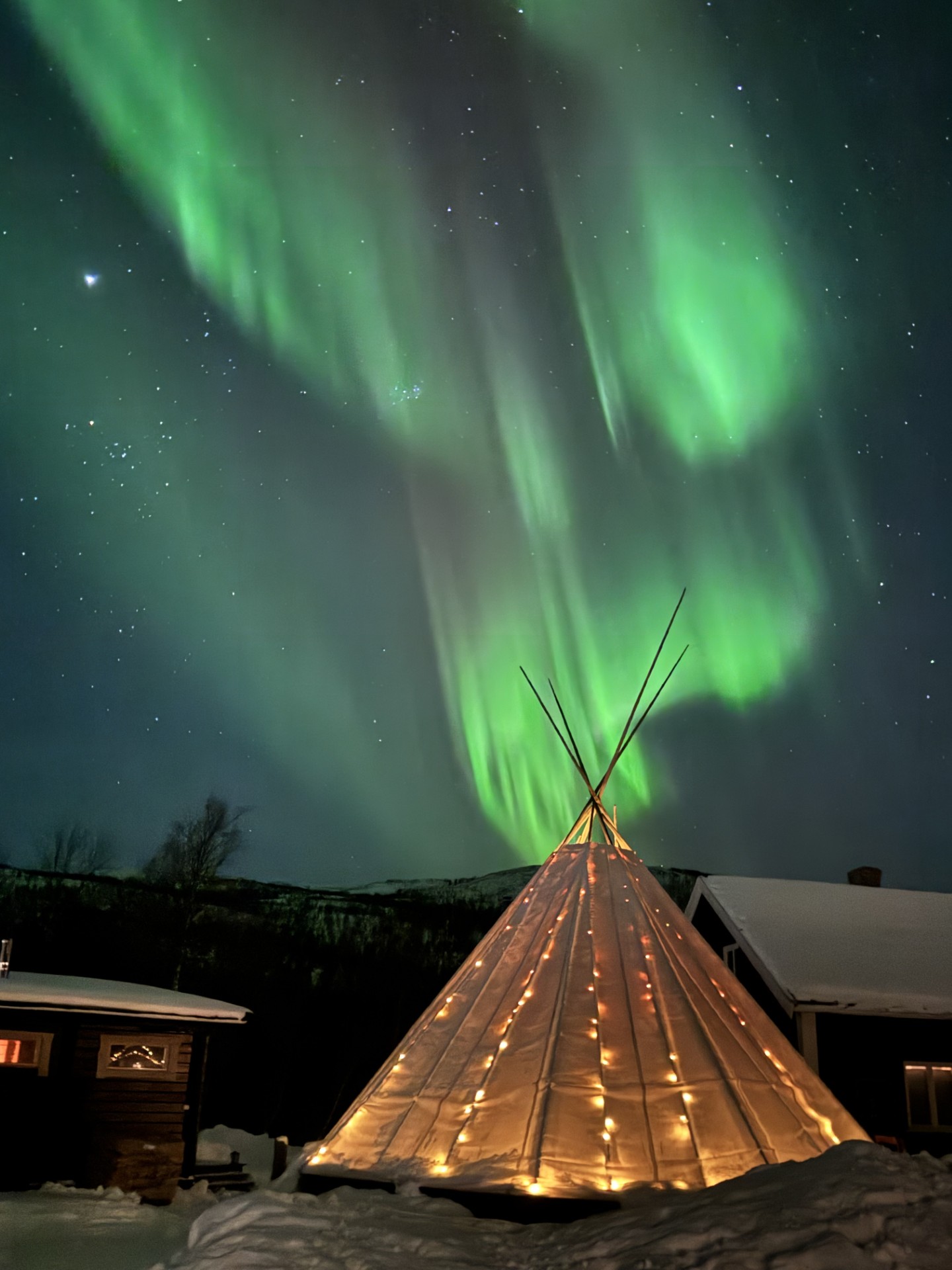 Lavvo Camp with Northern Lights presentation (dinner of the day inside first)