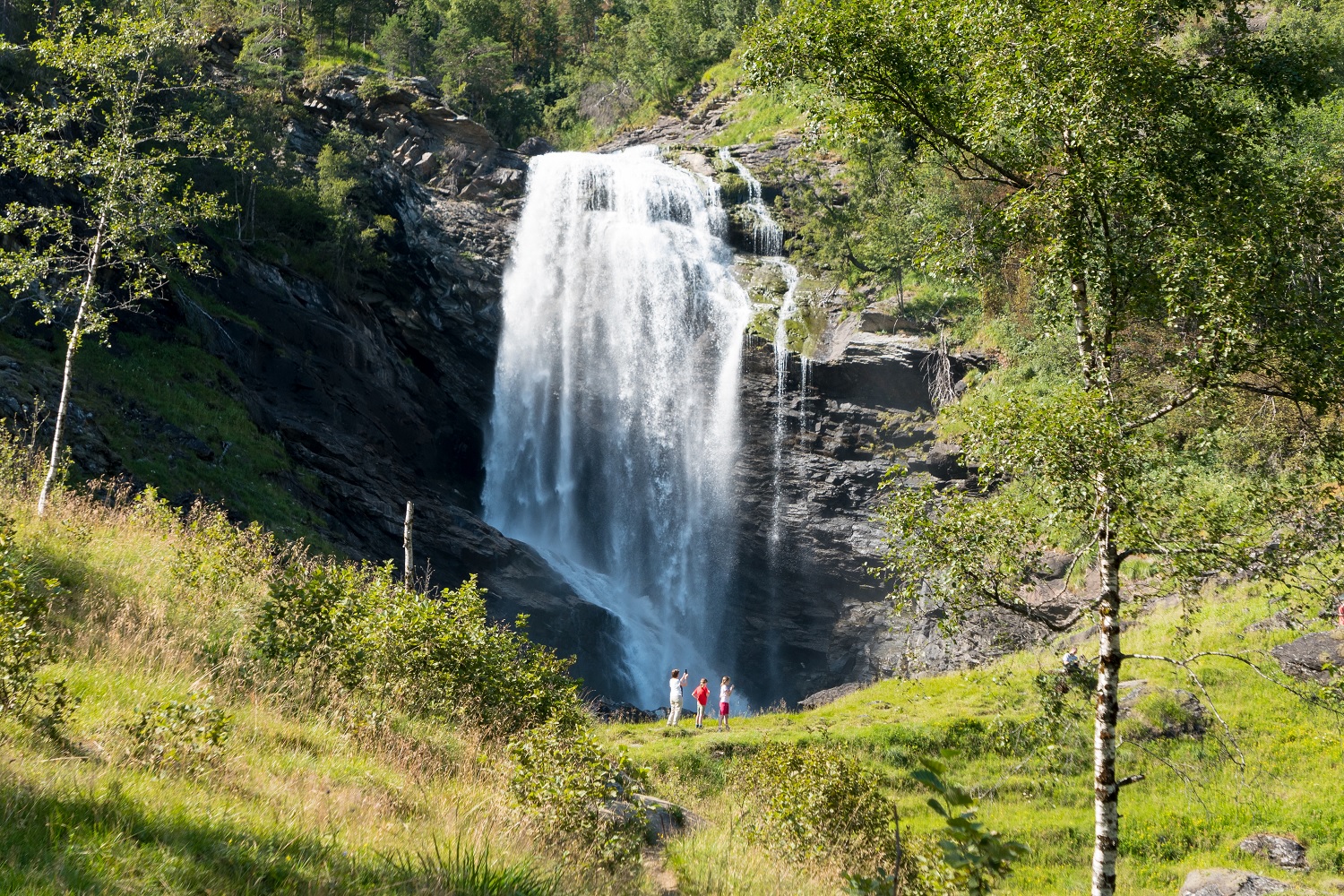 Bike&Hike to Drivande Waterfall
