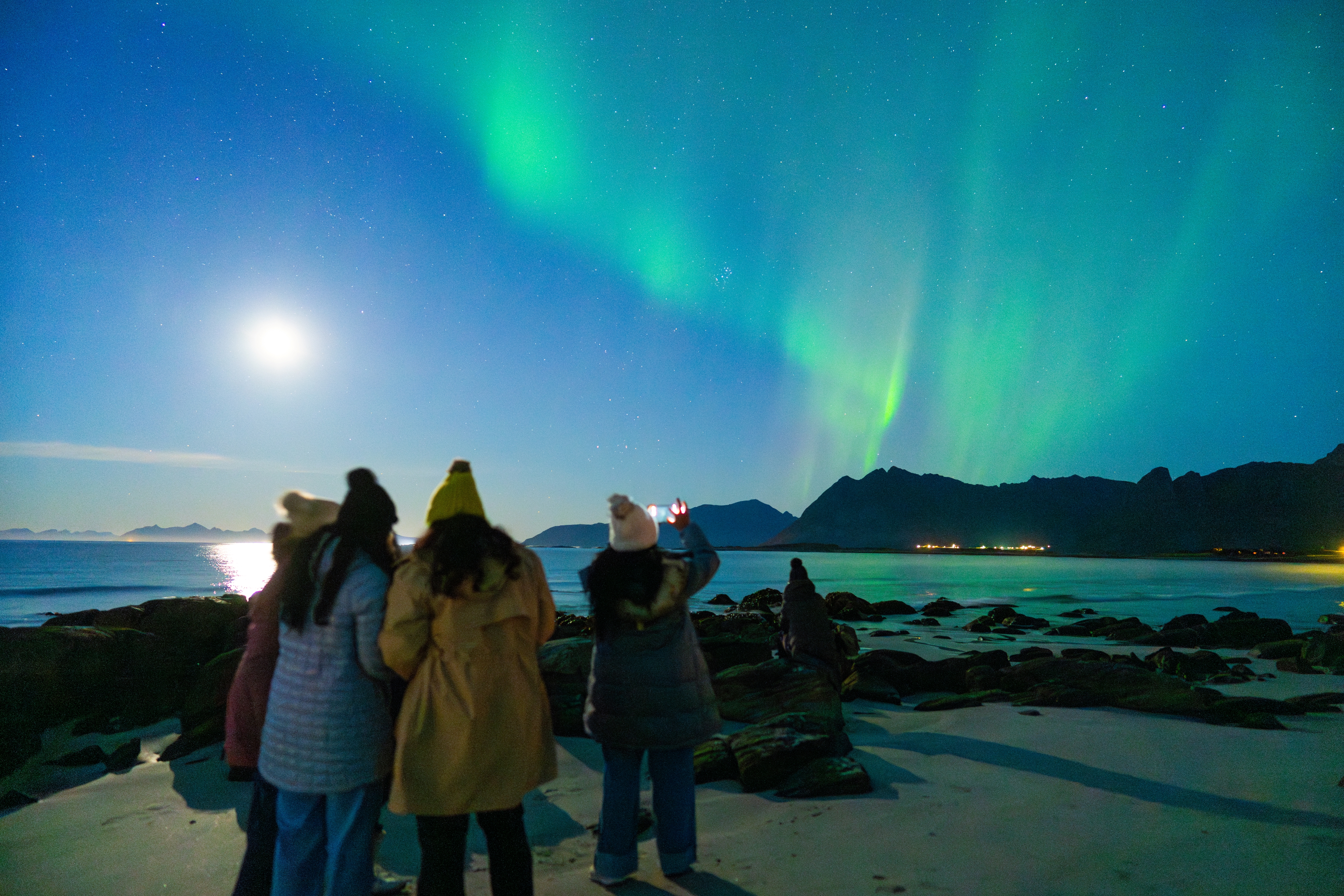 Chasing the Aurora – Northern Lights Tour from Svolvær