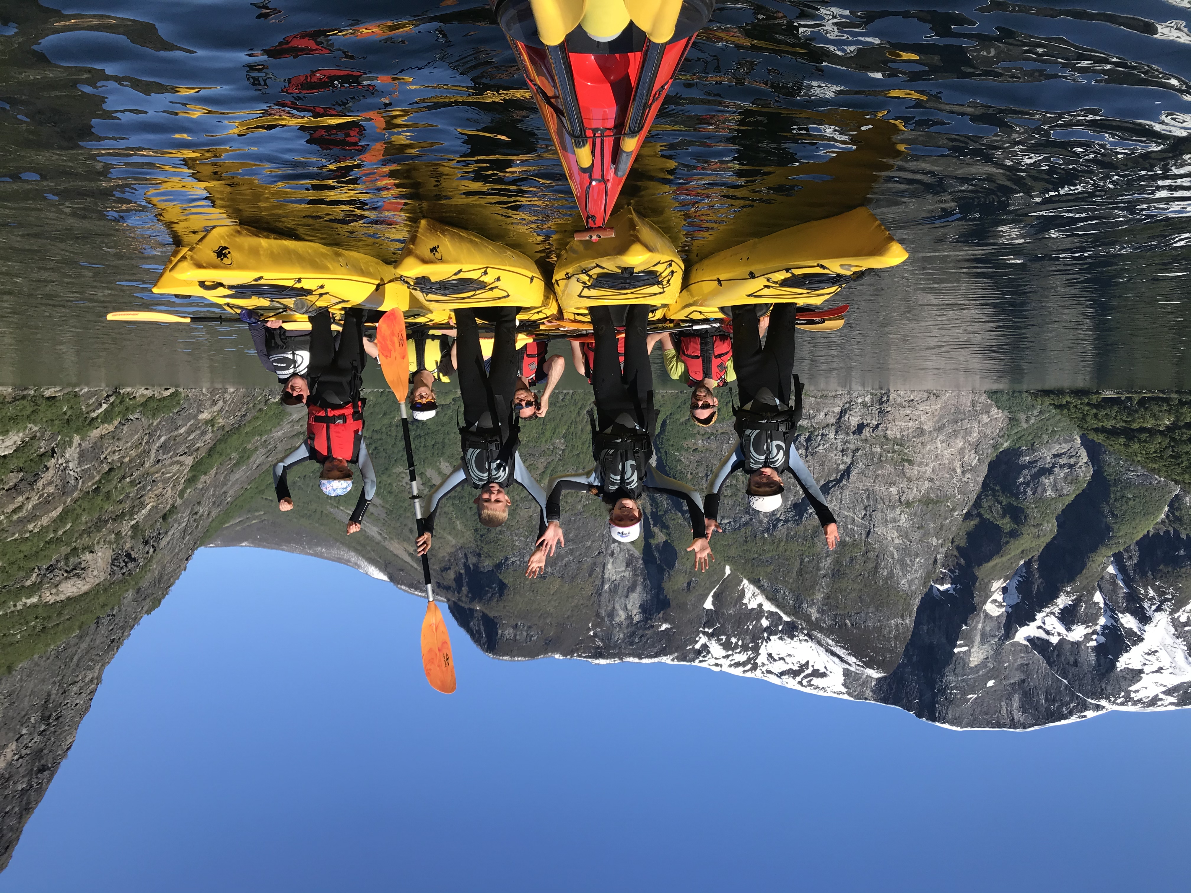 Familietur i tandemkajakk