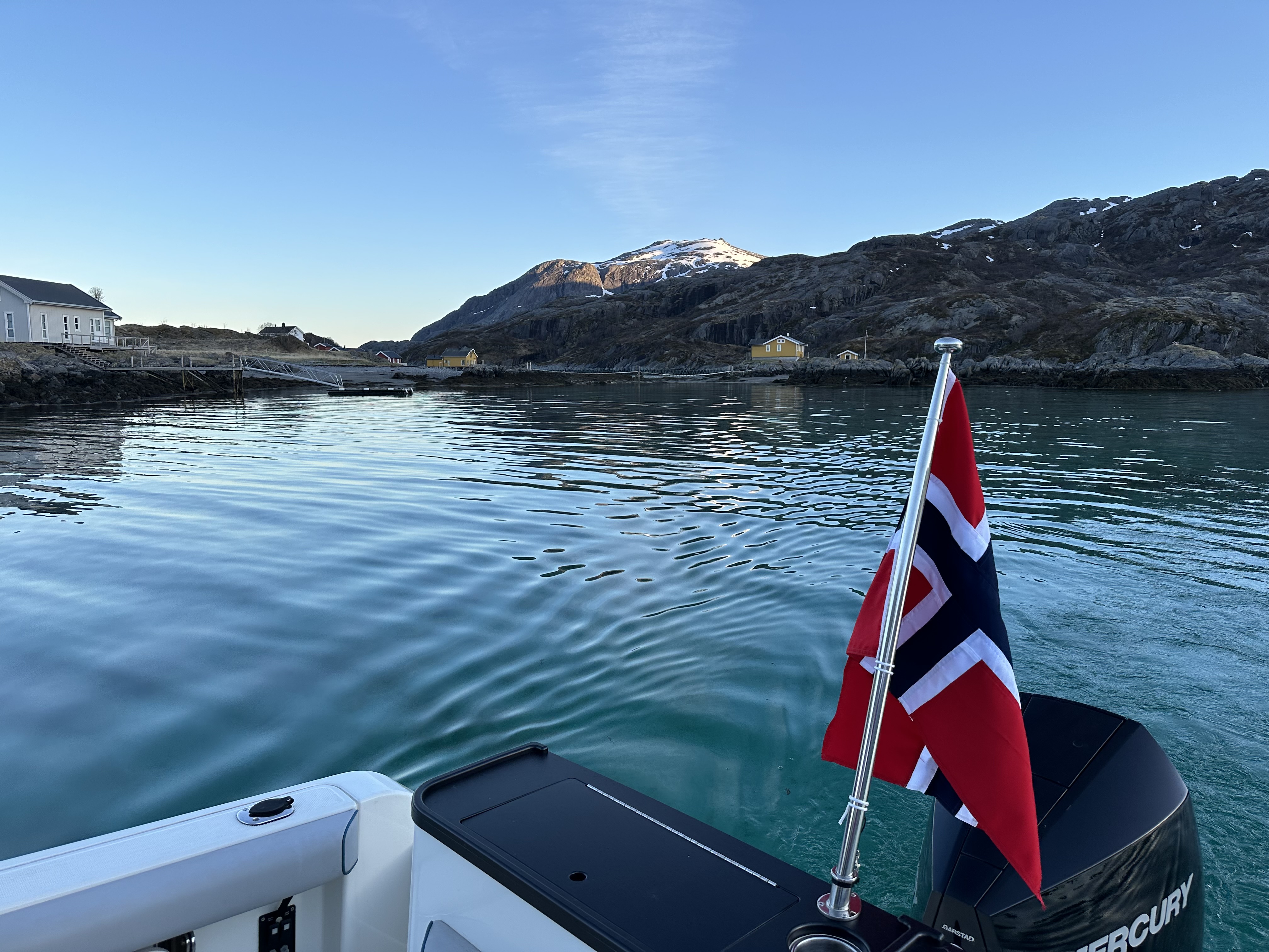 Boat sightseeing 4 hours
