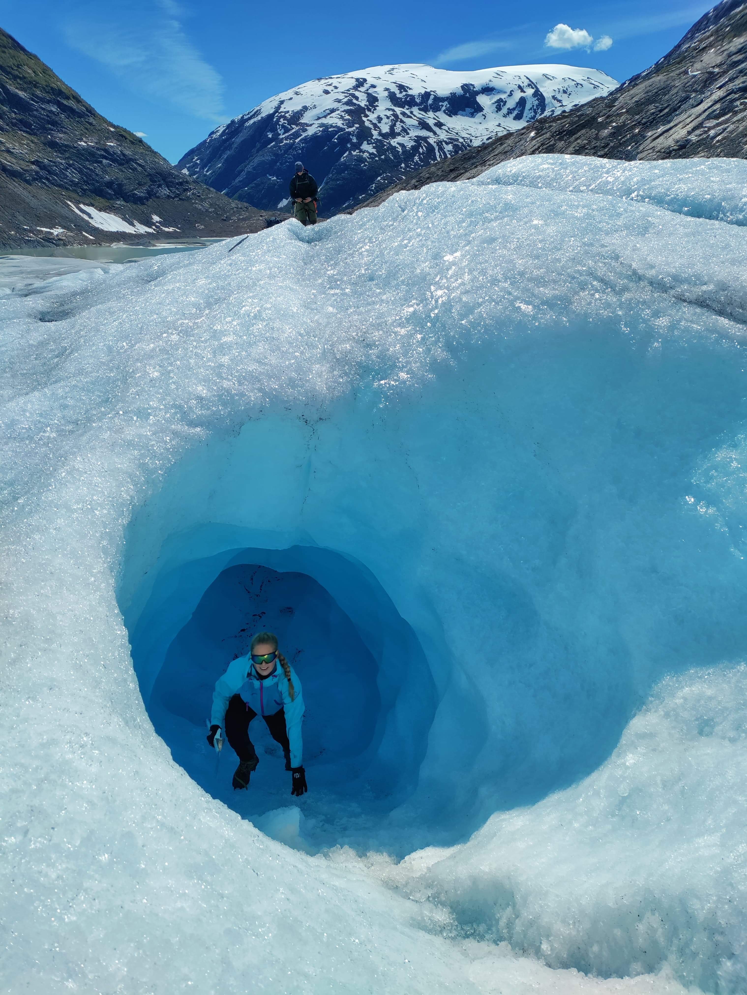 Overnight glacier hike and fishing Fam. Markus Heyder