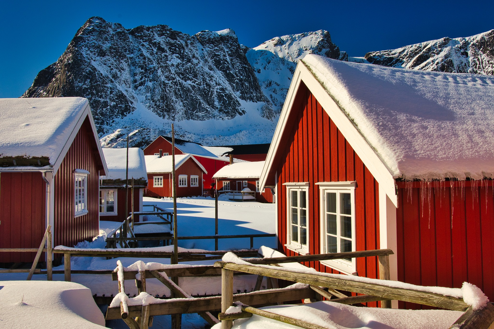 LEKNES - PRIVATE - SIGHTSEEING 