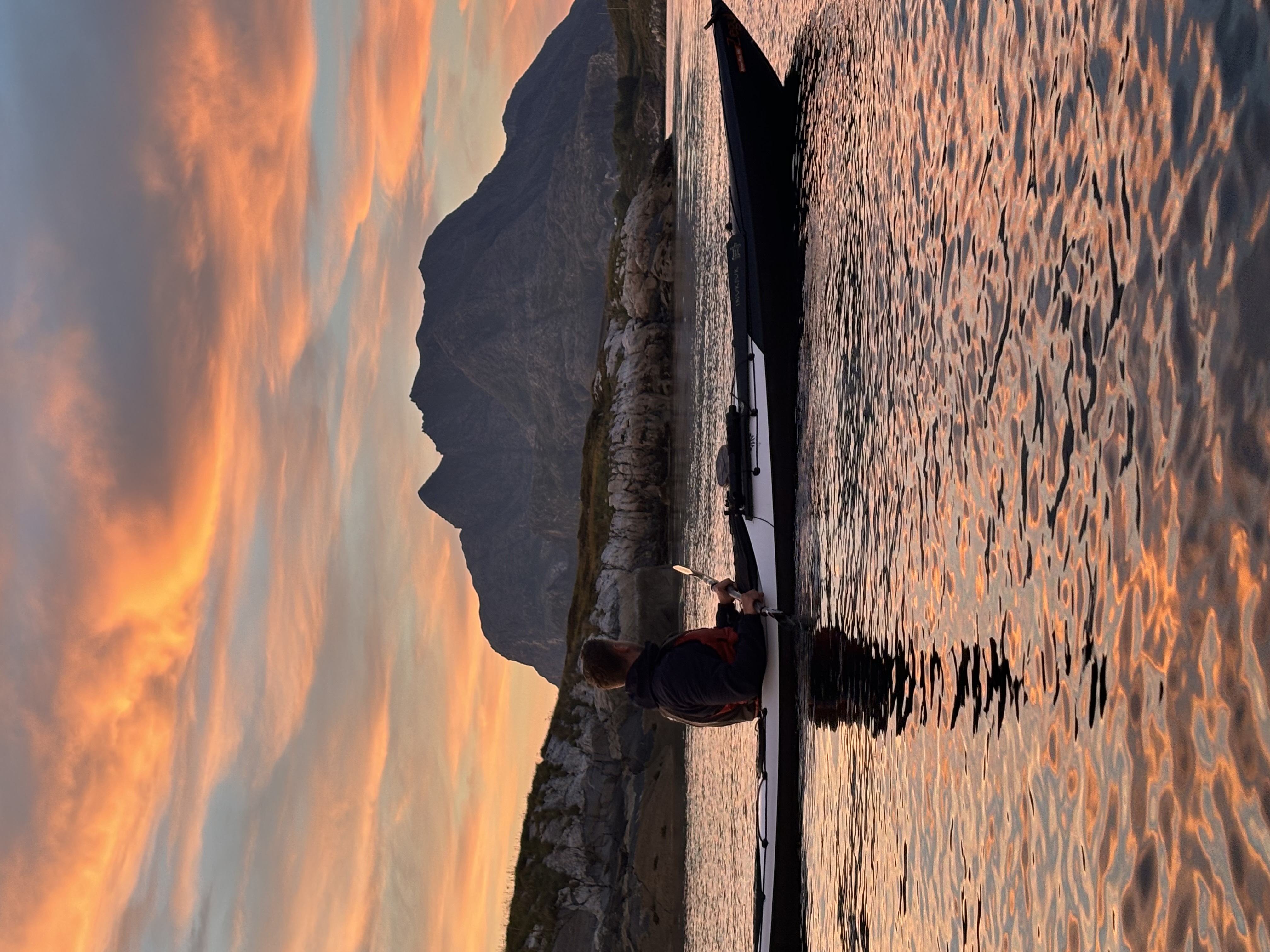 Herøy: Guidet padletur i kveldssol