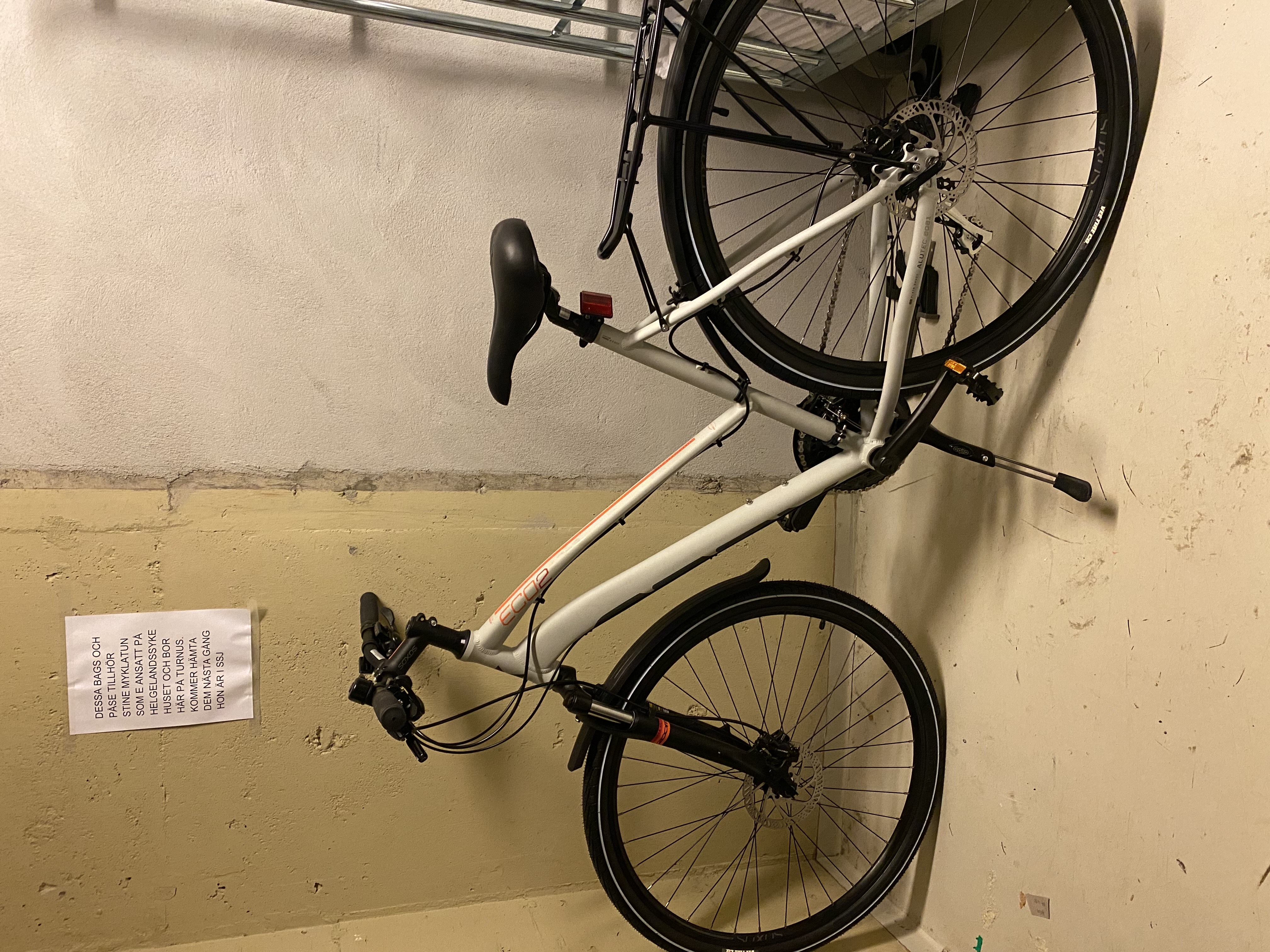 Nr. 48 Elsykkel - Momas Jason (M), høyt innsteg