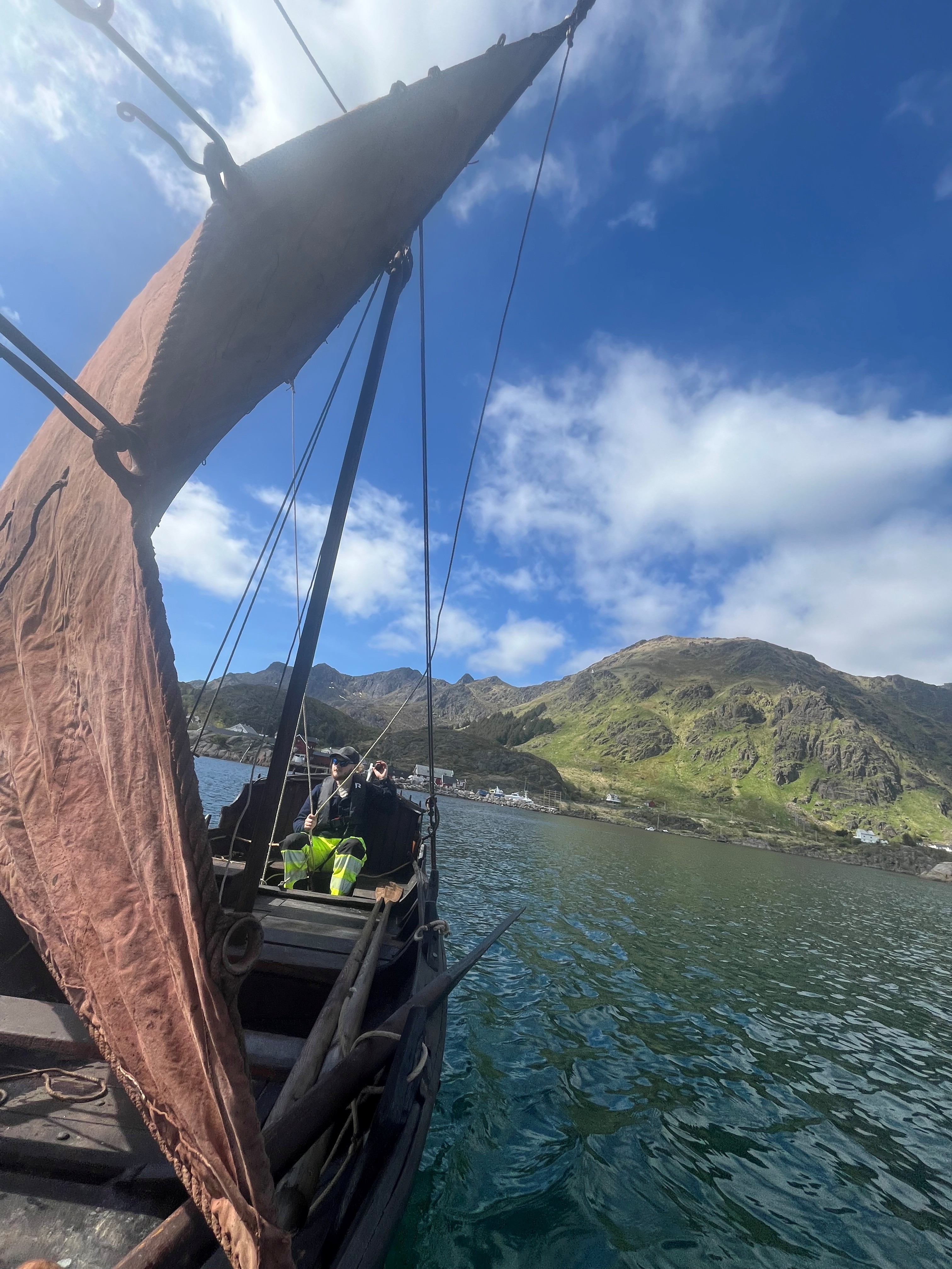 Seiltur med Nordlandsbåt