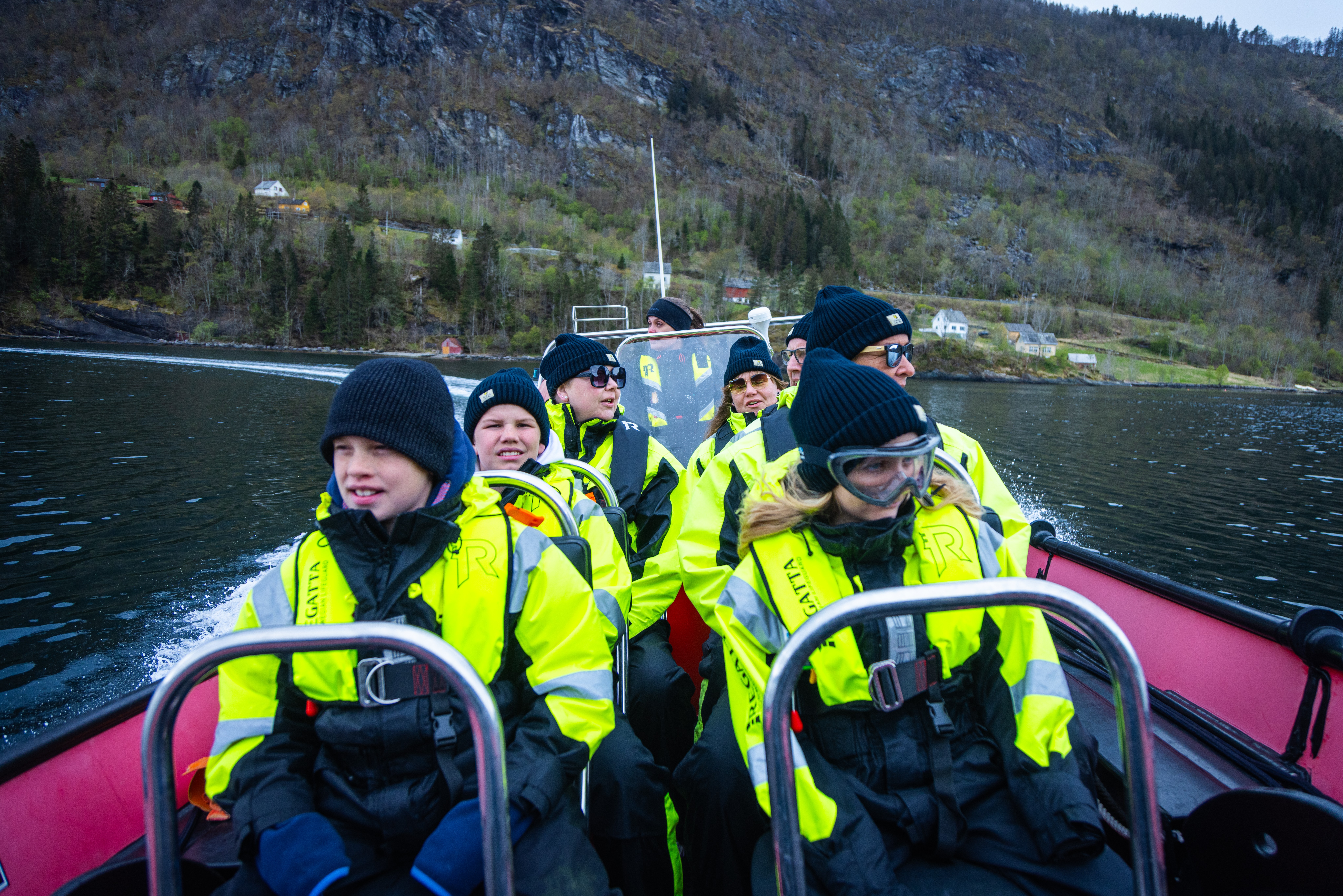 RIB-boat tour in the Hardangerfjord