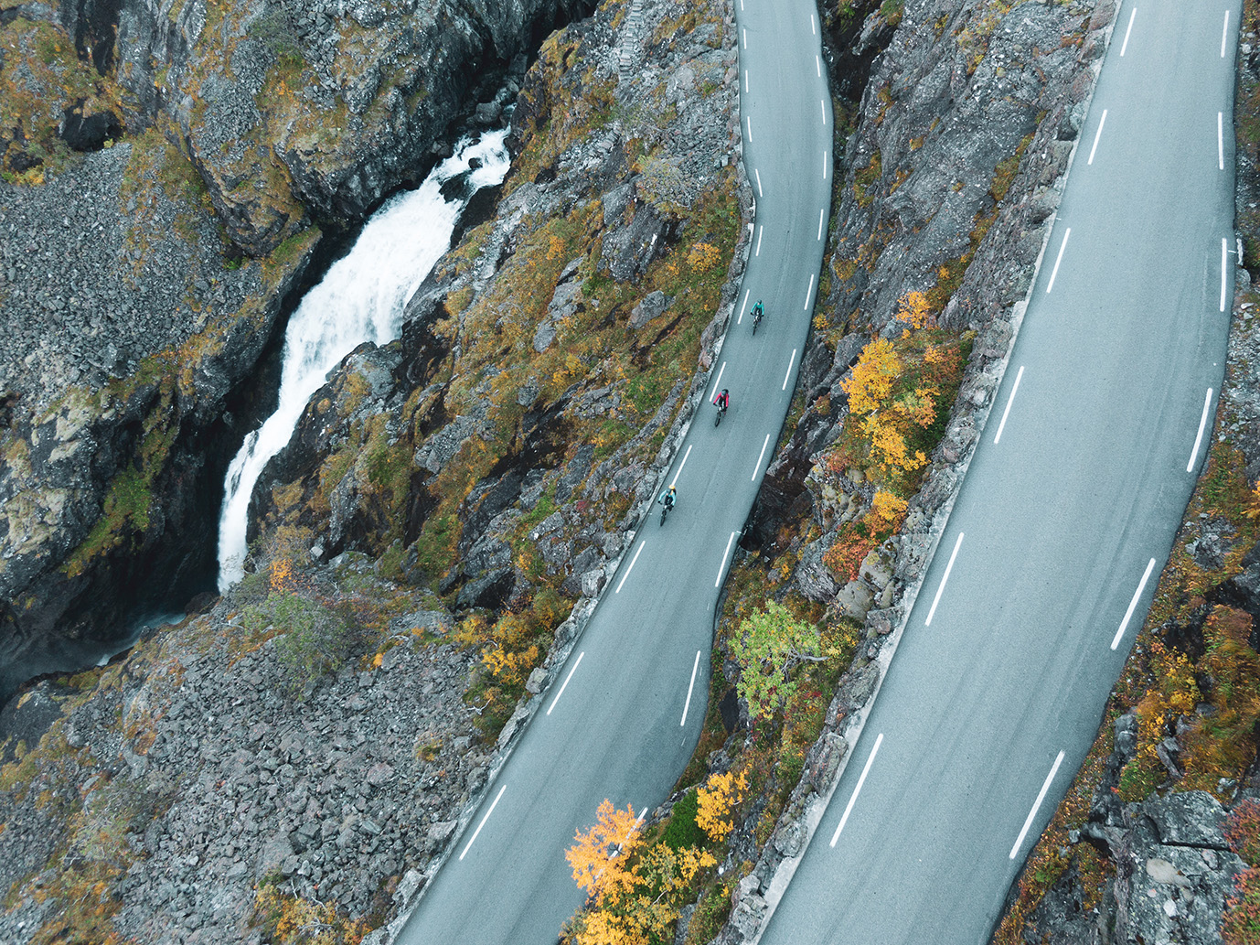 E-sykkeltur opp Trollstigen