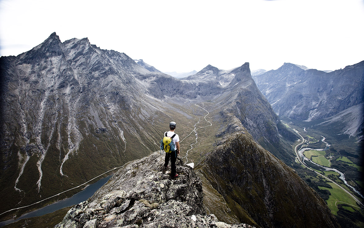 Guidet tur over Romsdalseggen