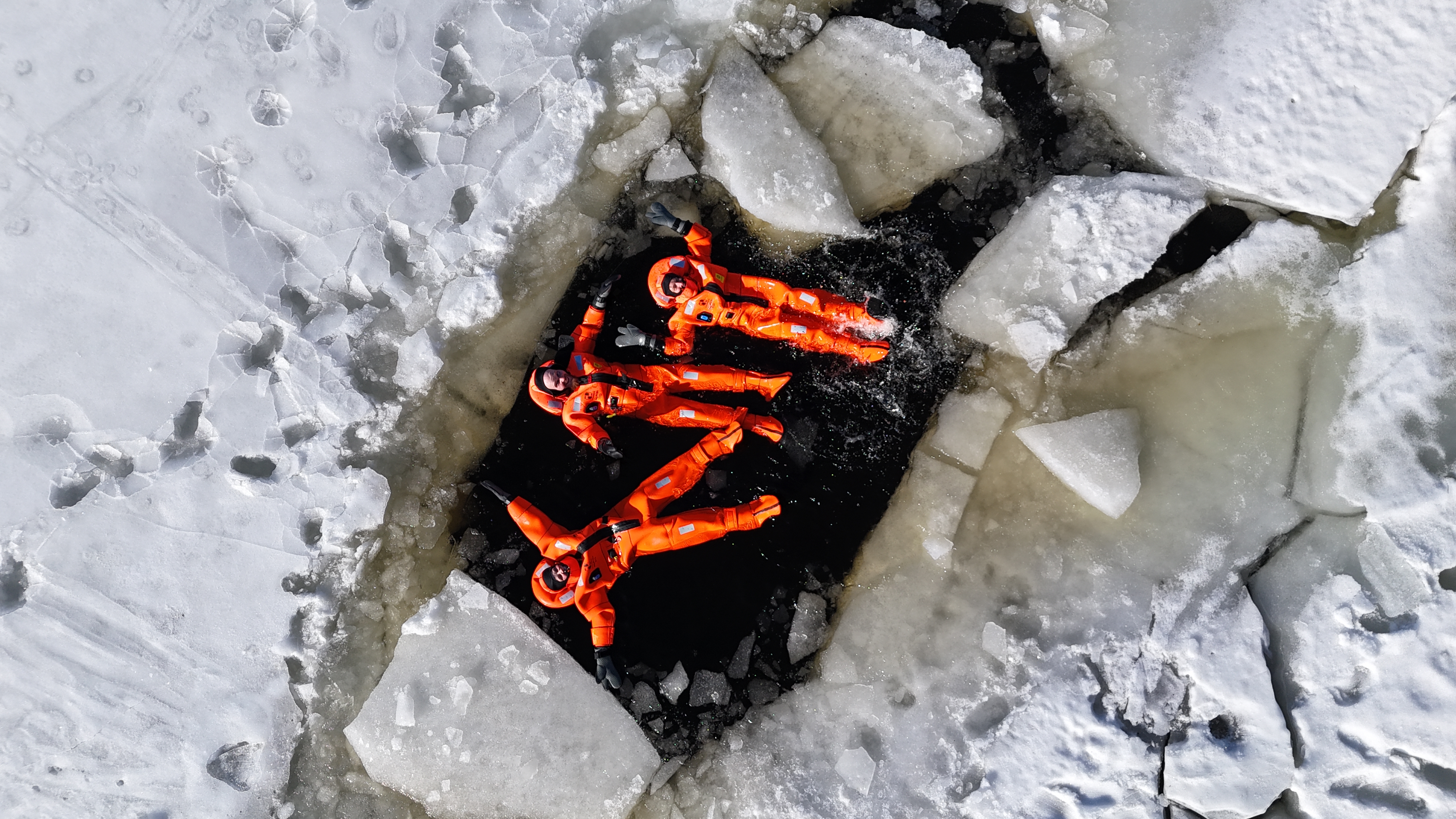 Ice Floating experience