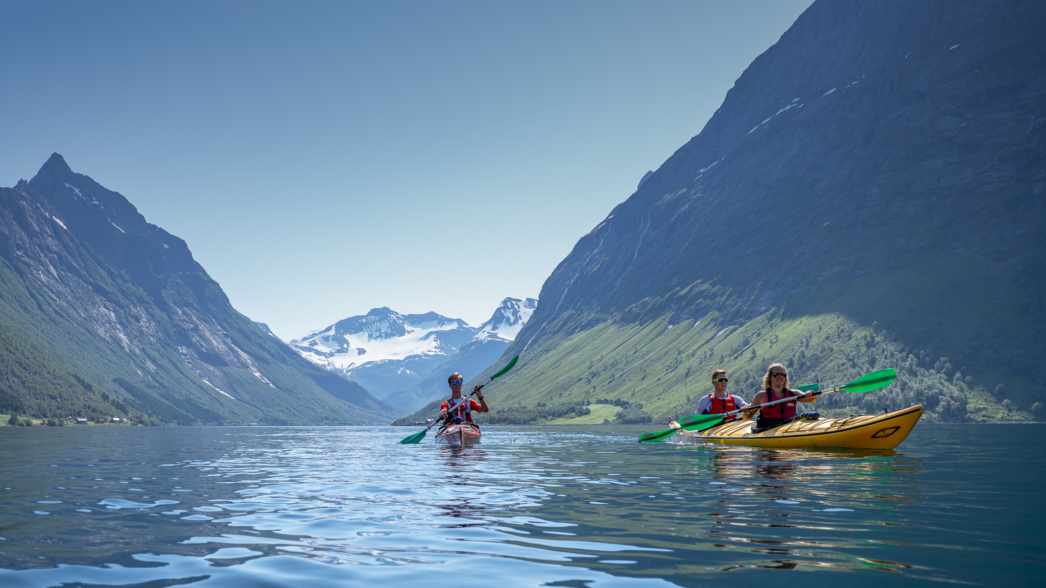Fjordkajakk i Hjørundfjorden