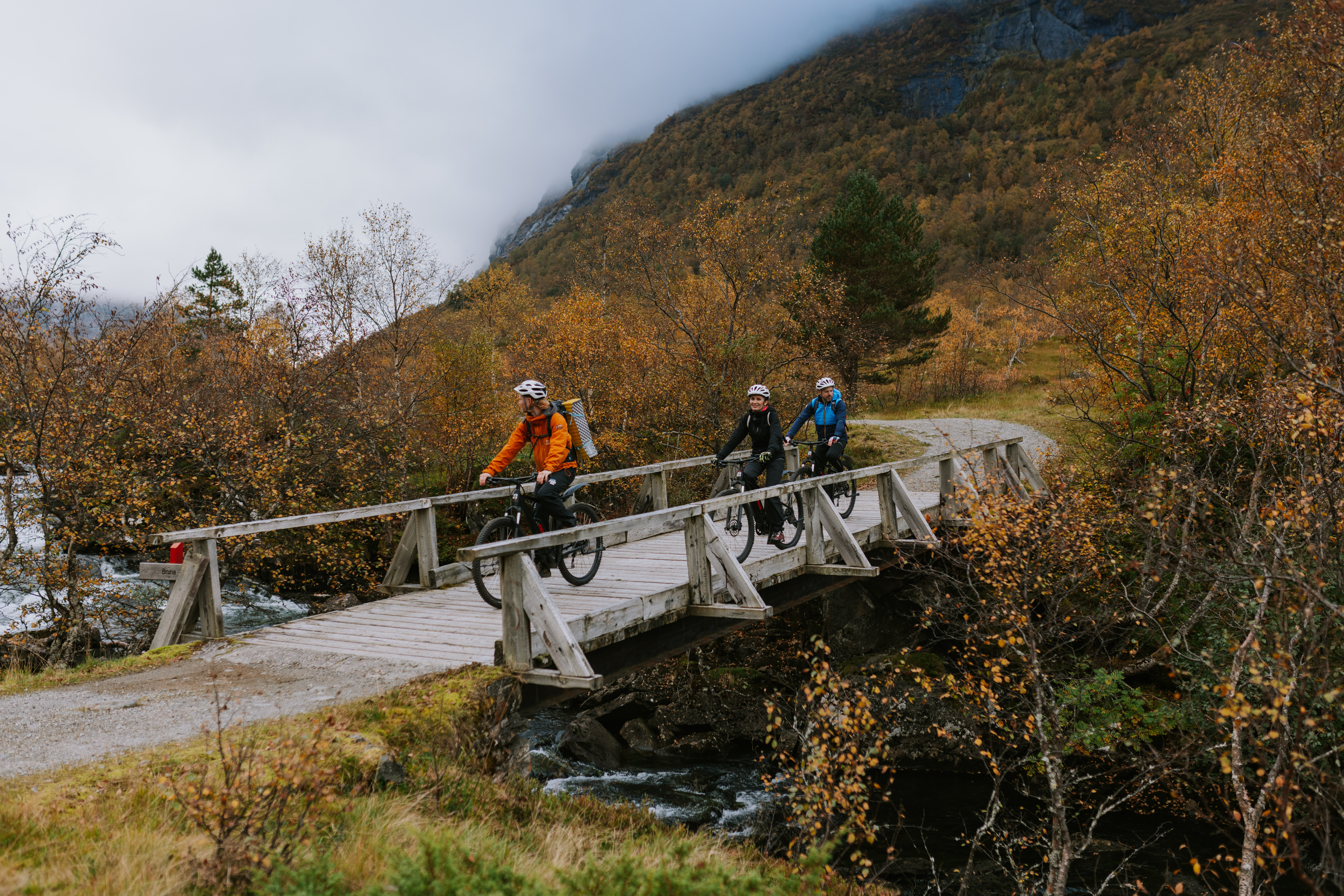 Spektakulær sykkeltur over Flofjellet